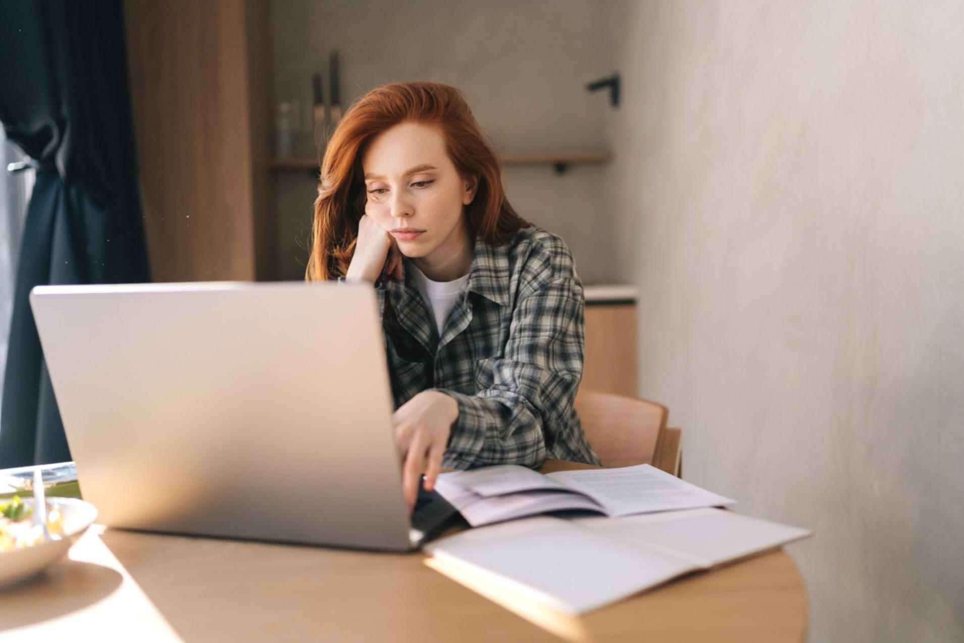 Workshop session analyzing customer behavior patterns and market positioning opportunities